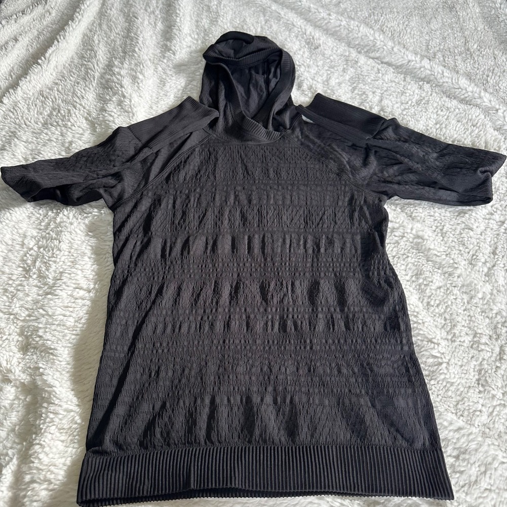 Lululemon Long Sleeve Hoodie Black Textured Knit Seamless - Size 4/6 - Picture 4 of 11